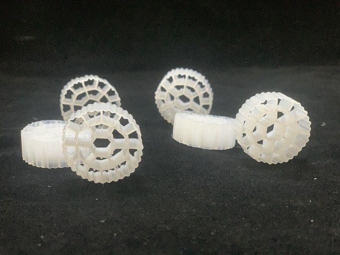 하얀 0.98g/cm3 25X12mm K1 MBBR 매체 어류양식 0